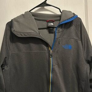 Men’s NorthFace large soft shell jacket